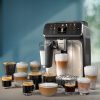 Kaffeevollautomat EP5547/90 5500 Series, 20 Kaffeespezialitäten (heiß oder eisgekühlt), Chrom-Schwarz