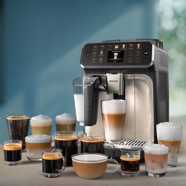 Kaffeevollautomat EP5547/90 5500 Series, 20 Kaffeespezialitäten (heiß oder eisgekühlt), Chrom-Schwarz